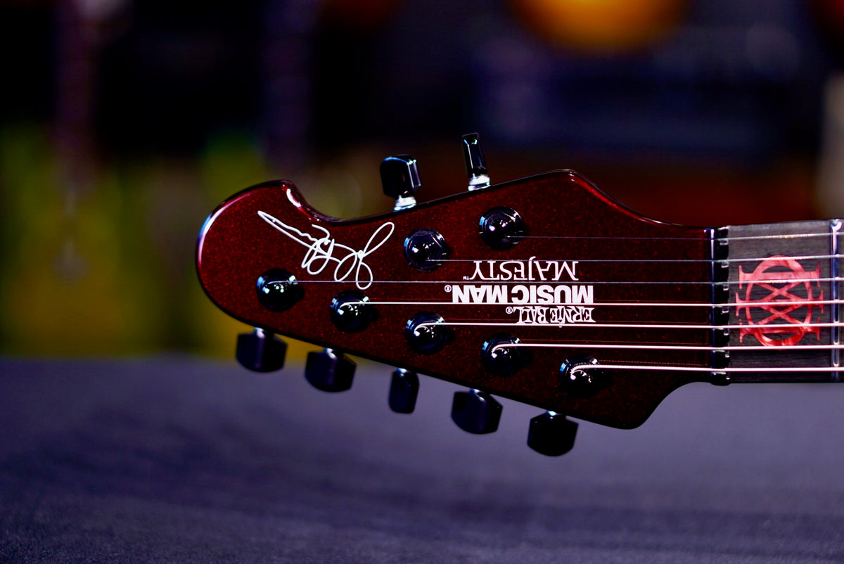 Ernie Ball Music Man Majesty Premium Select 7 String - Carnelian Red M021638