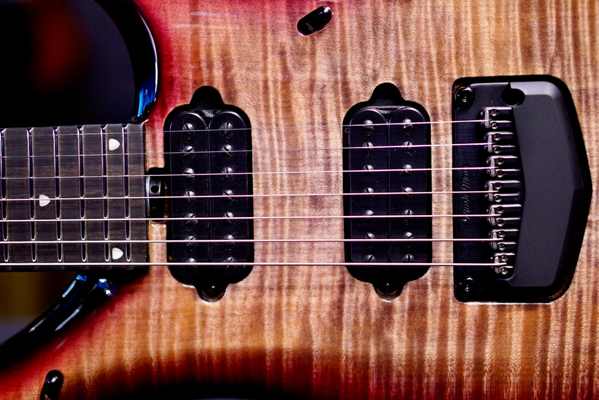 Ernie Ball Music Man Majesty Premium Select 7 Strings -Strawberry moon M021571