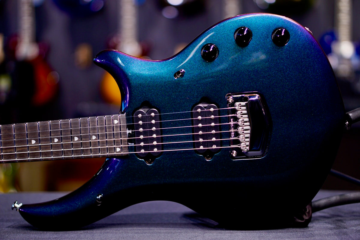 Ernie Ball Music Man Majesty Premium Select -Mystic Dream M021414
