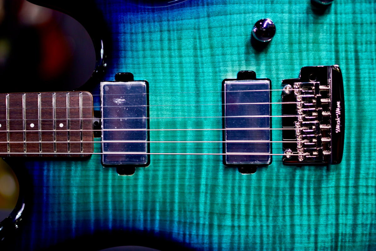 Ernie Ball Music Man Steve Lukather L4 Maple Top Blue Flame H10155