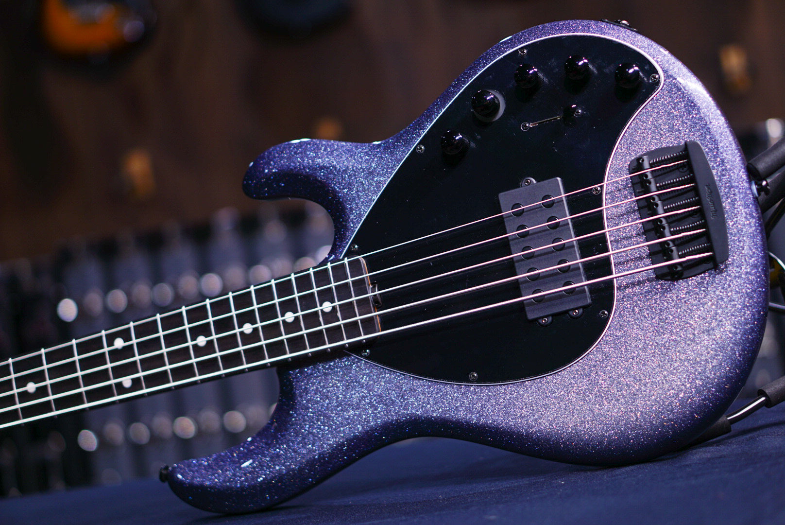 Ernie ball Musicman dark ray 5 starry nights S10465