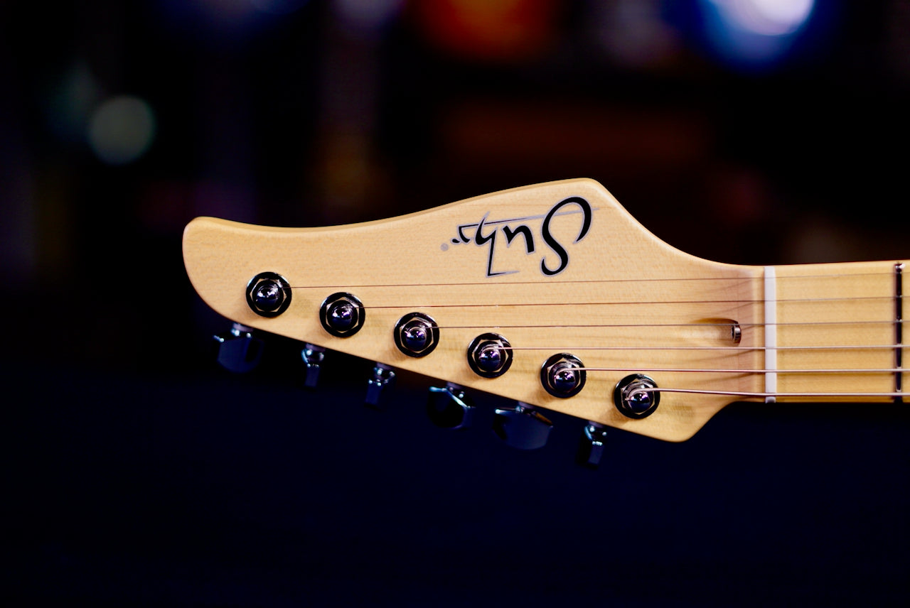 Suhr Limited Edition Classic S Indigo Metallic SSS Maple 84910