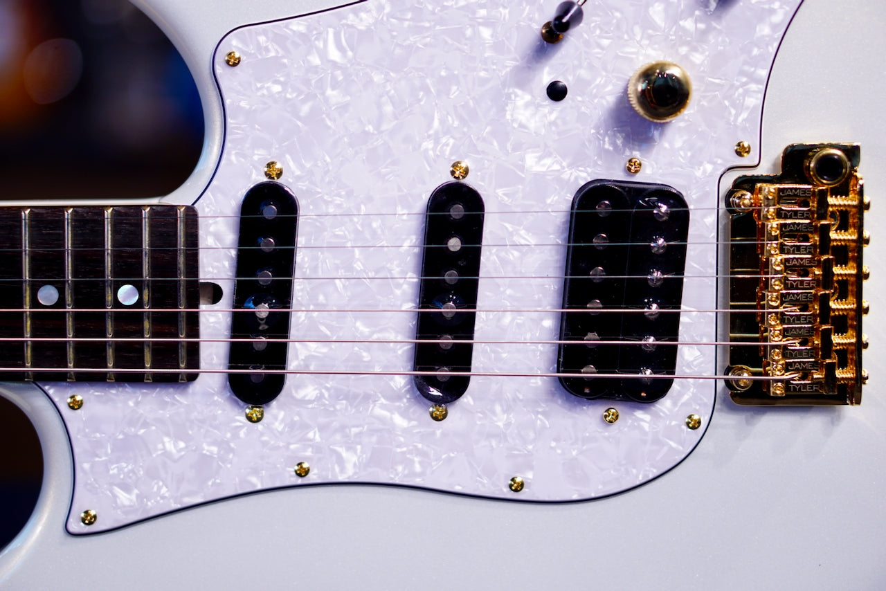 James Tyler JTG White Pearl metallic