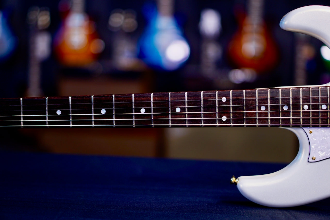 James Tyler JTG White Pearl metallic