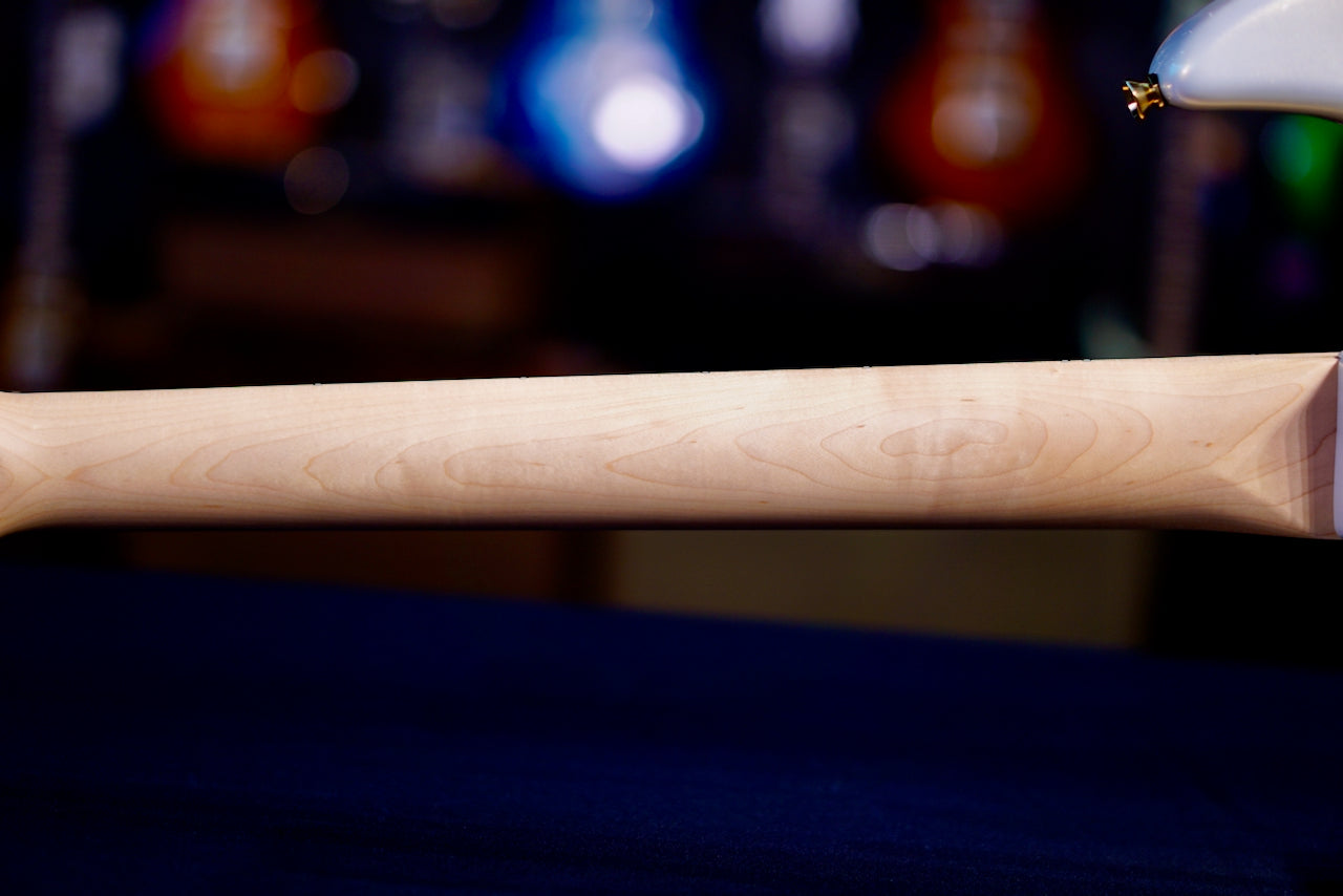 James Tyler JTG White Pearl metallic