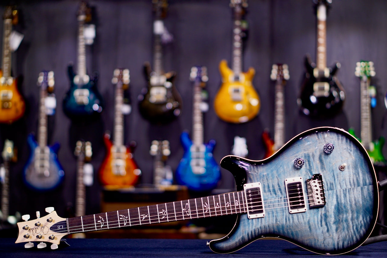 PRS CE 22 Limited Edition Faded Blue Smokeburst 0408231