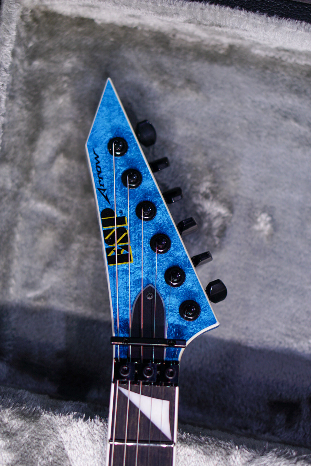 ESP Arrow FR liquid metal blue E0300242