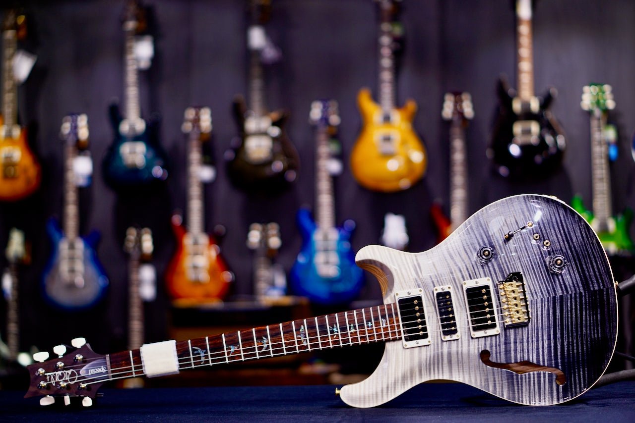 PRS Special 22 semi hollow wood library Gray Black Fade 0409218
