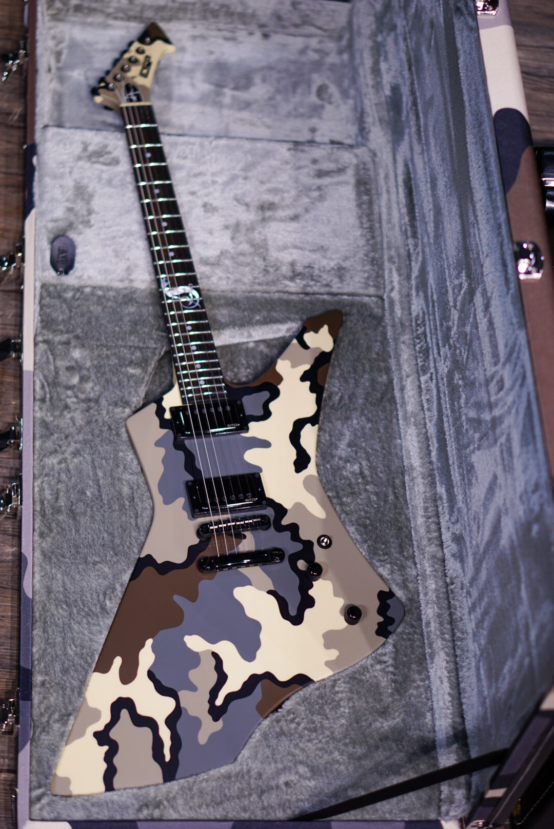 ESP SNAKEBYTE CAMO James hetfield signature E7460242