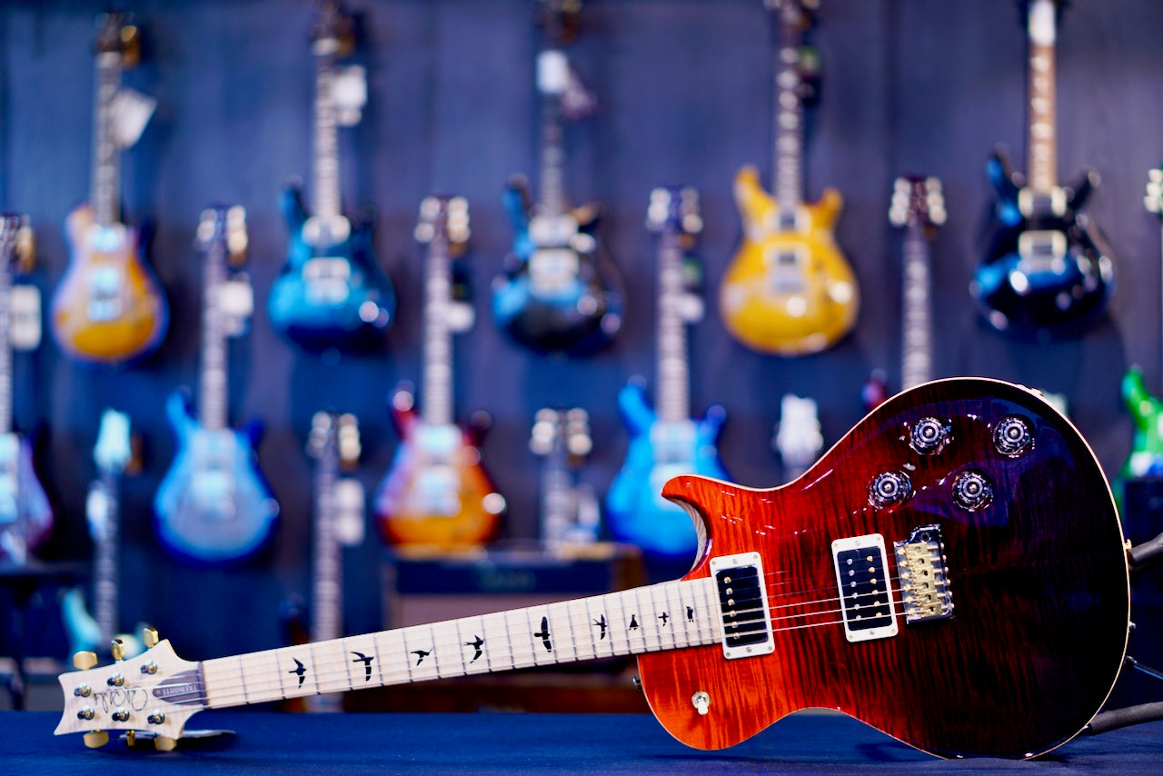 PRS Tremonti Wood Library Artist Neck Fire Red / Gray Black Fade 0408495