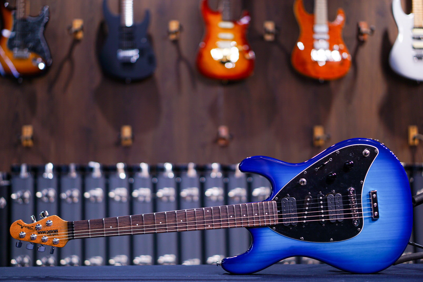 ERNIE BALL MUSICMAN STEVE MORSE BLUE BURST H07045