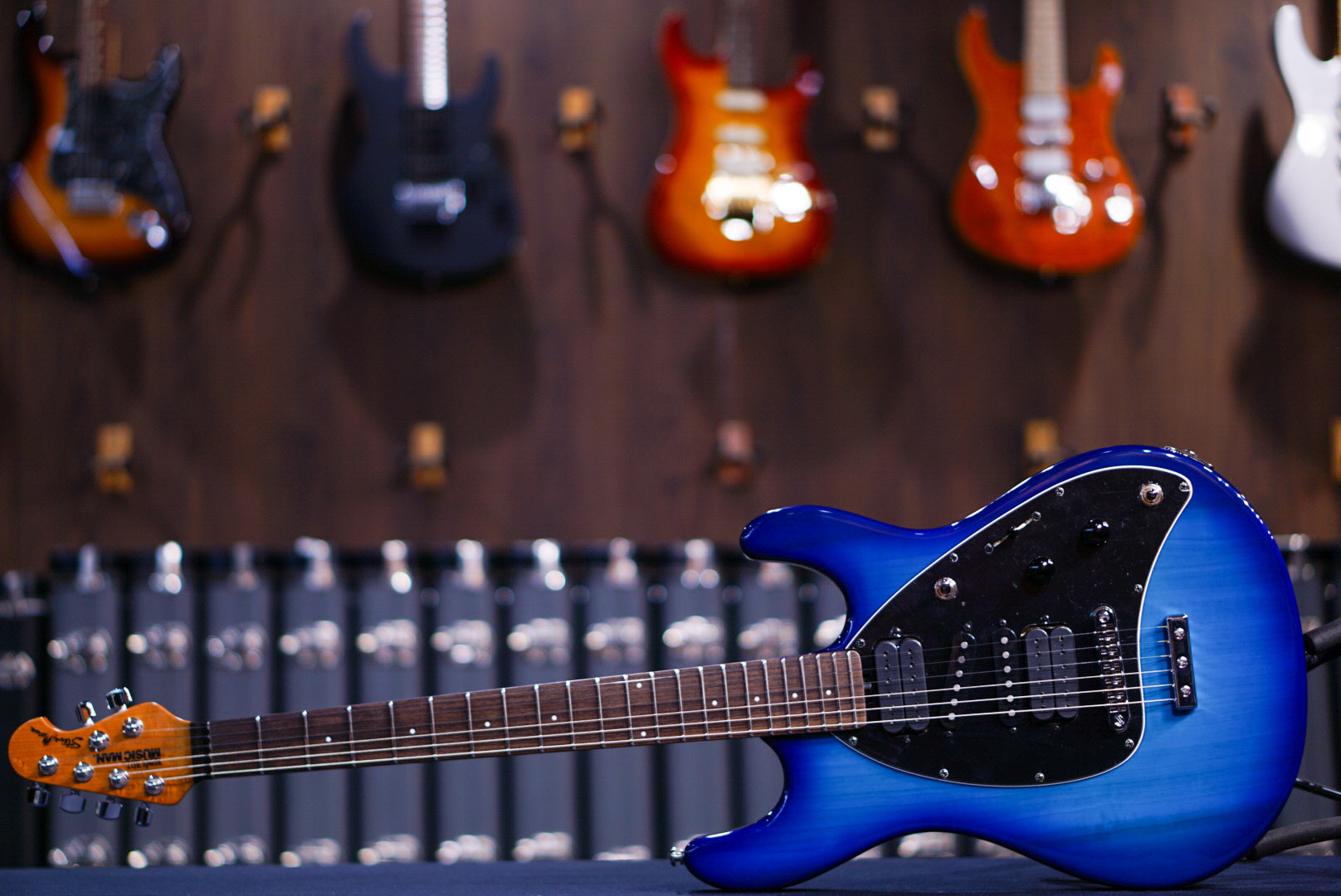 ERNIE BALL MUSICMAN STEVE MORSE BLUE BURST H06550