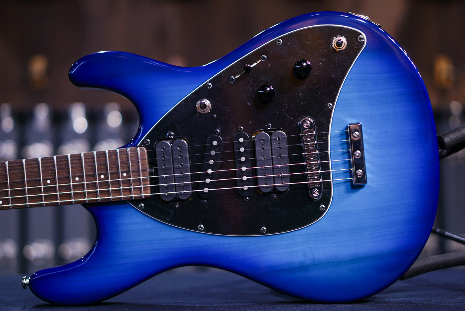 ERNIE BALL MUSICMAN STEVE MORSE BLUE BURST H06550