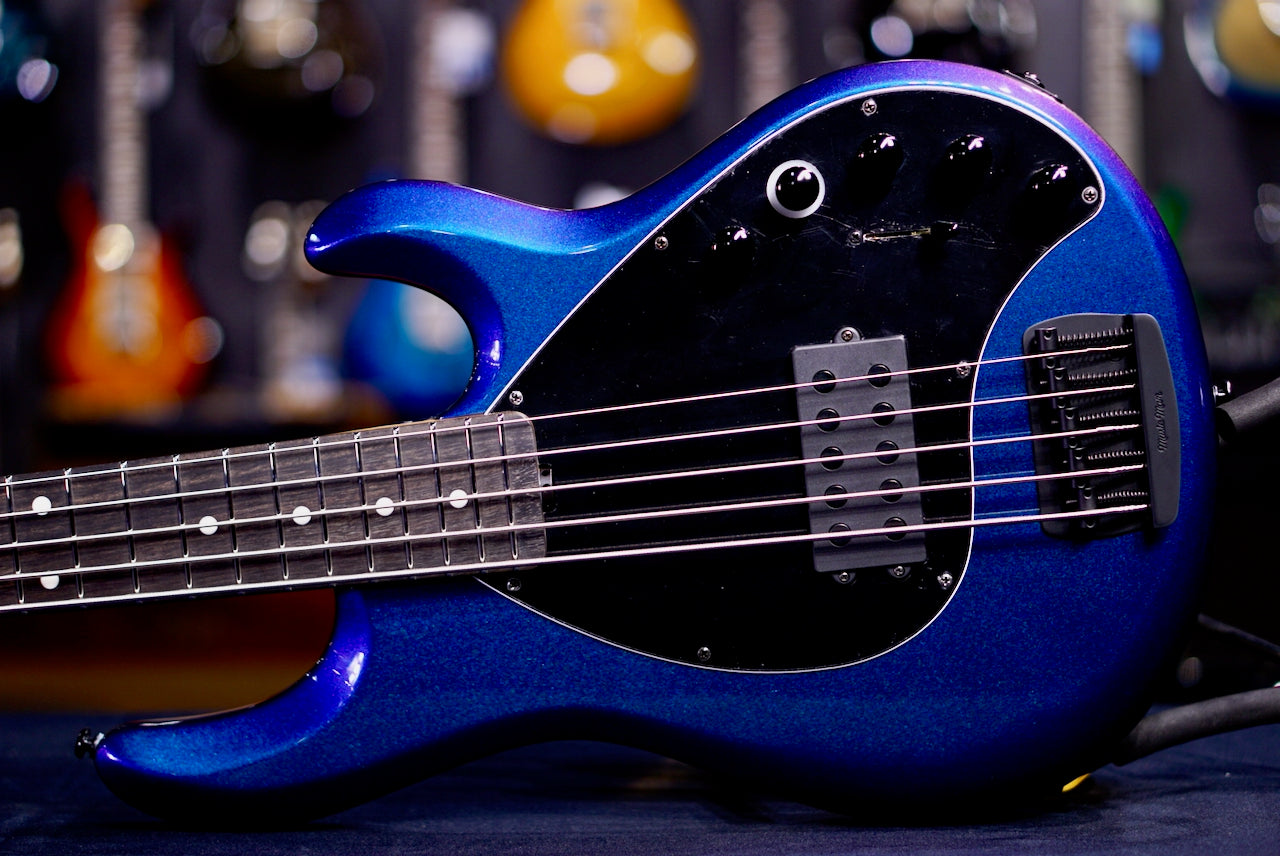 Ernie Ball Music Man Bass Dark Ray 5 Sapphire Iris S12590