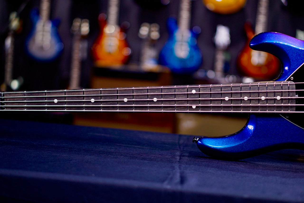 Ernie Ball Music Man Bass Dark Ray 5 Sapphire Iris S12590