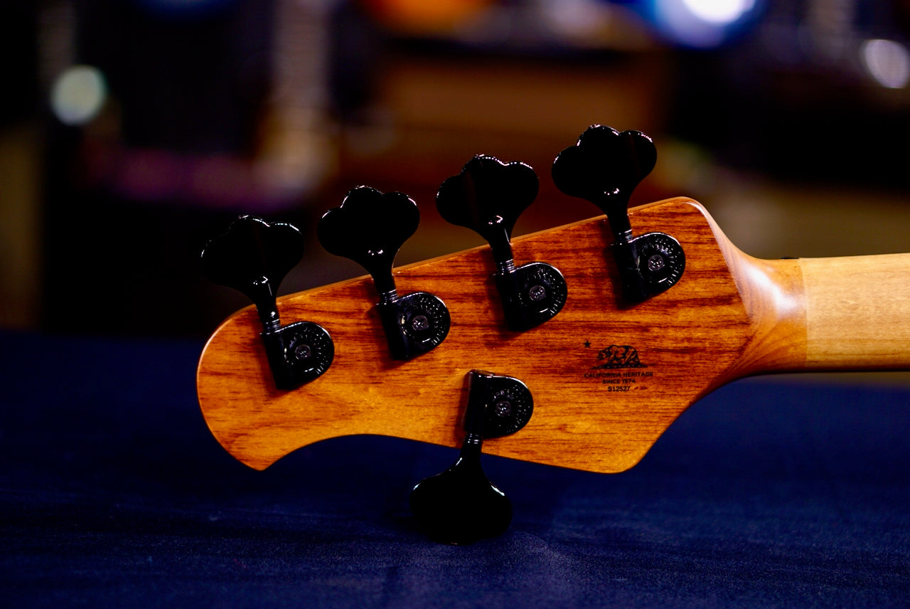 Ernie Ball Music Man Bass Dark Ray 5 Emerald Iris S12527