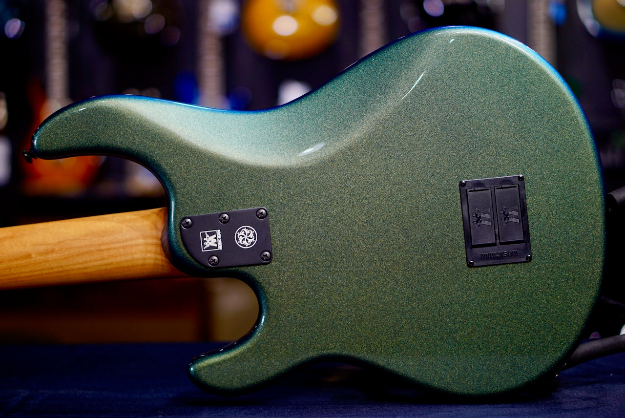 Ernie Ball Music Man Bass Dark Ray 5 Emerald Iris S12527