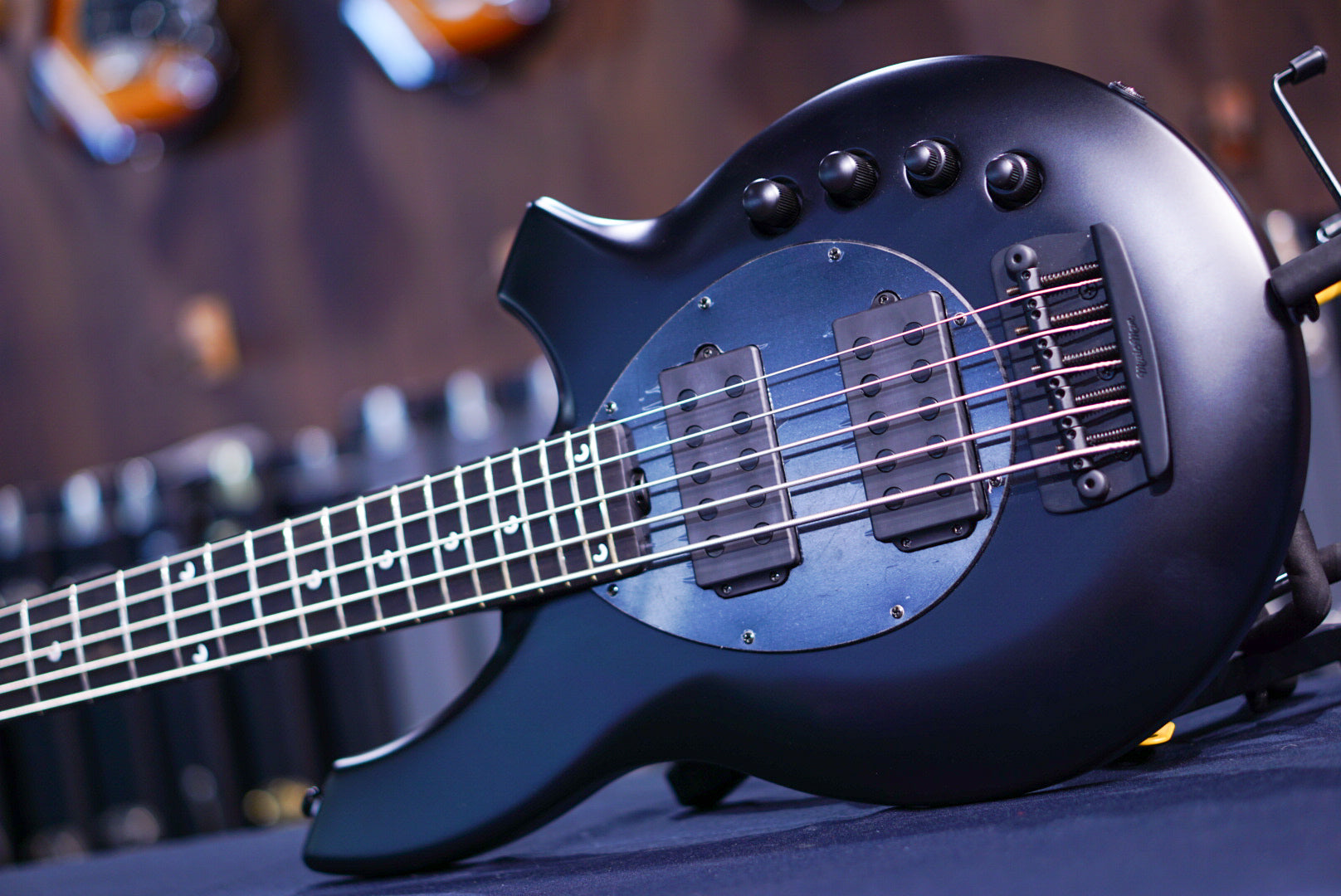 ERNIE BALL MUSICMAN BONGO 5 HH STEALTH BLACK K04842