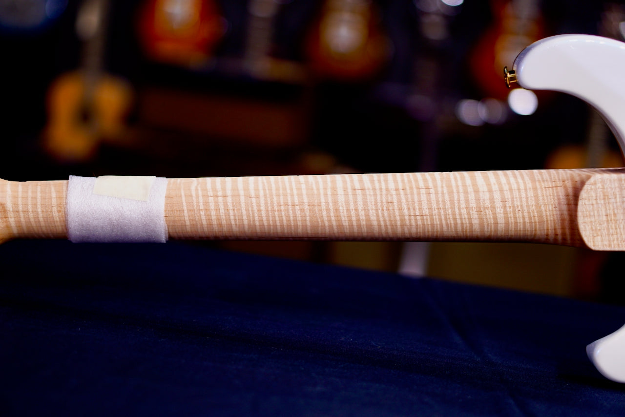 PRS Special 22 Semi Hollow Wood Library Blue Fade White Back 0408193