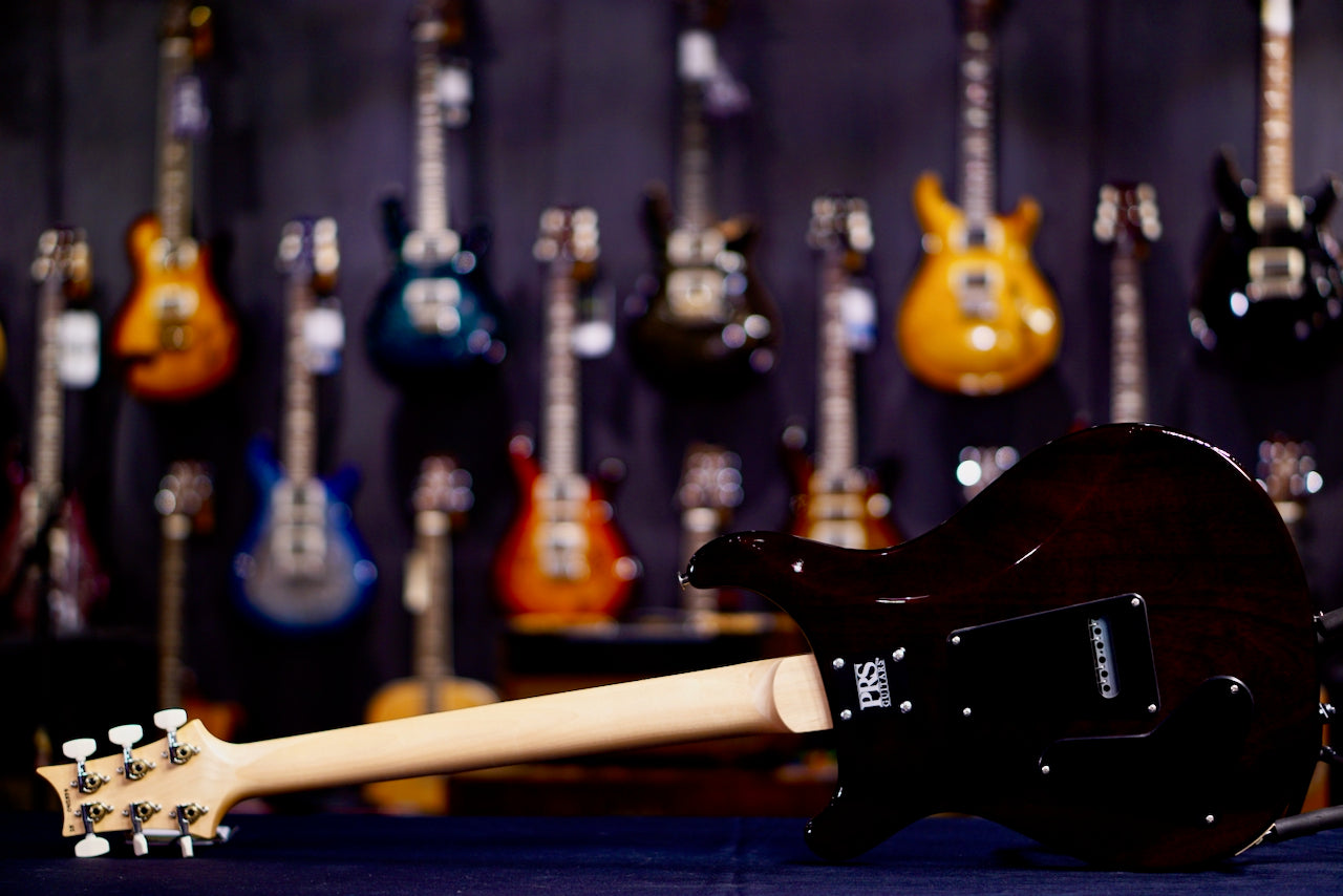 PRS CE 22 Limited Edition Black Amber 0412539