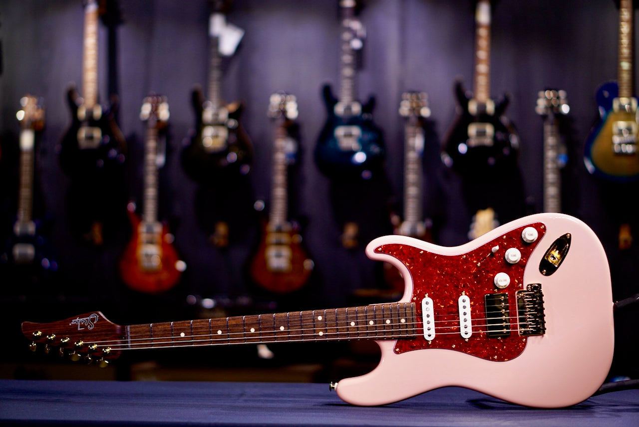 Suhr Classic S Custom Shell Pink Rosewood Neck & Gold Package 85892