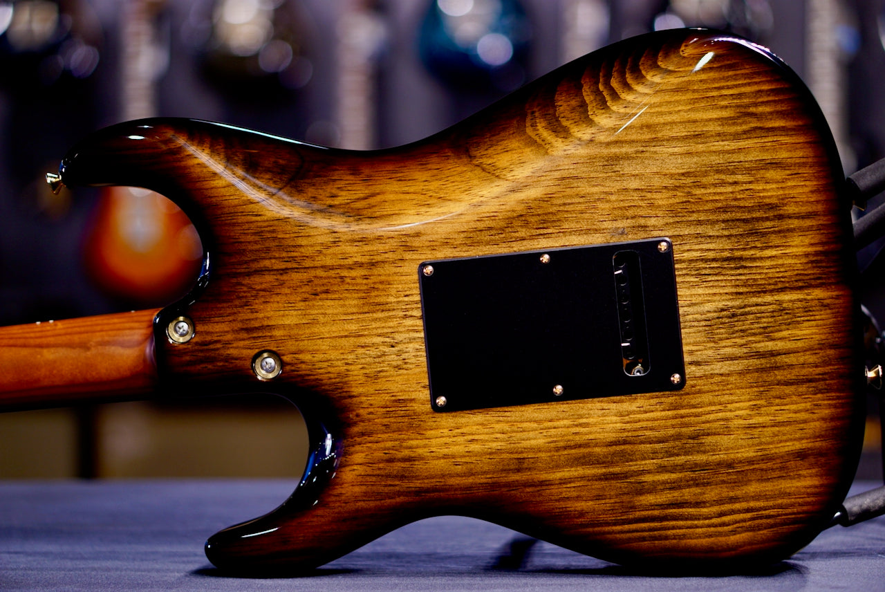 RESERVED Tom Anderson The Classic * 07-21-25N * Rustic Brown Edge Burst