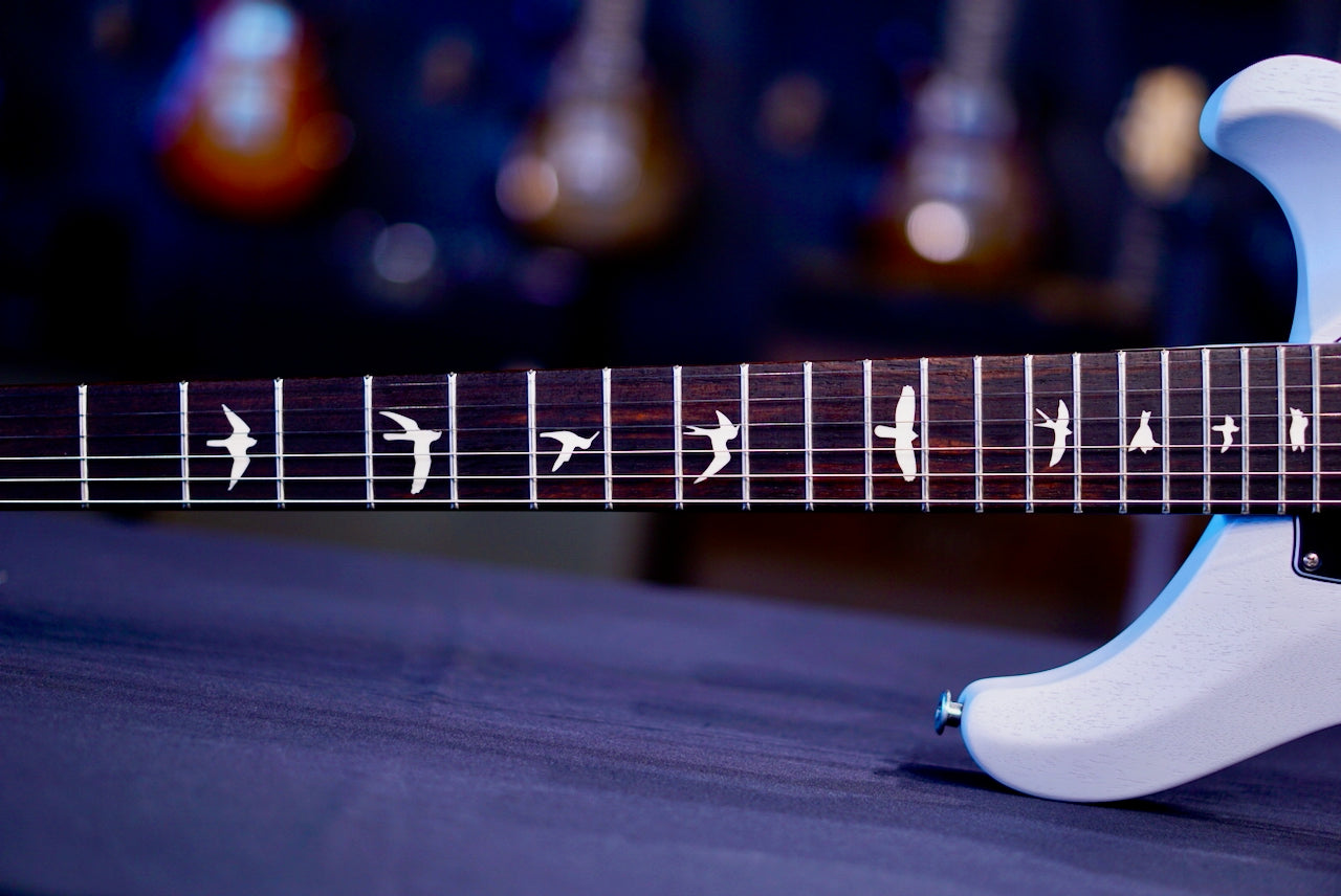 PRS S2 Vela Pearl White Satin S2083411