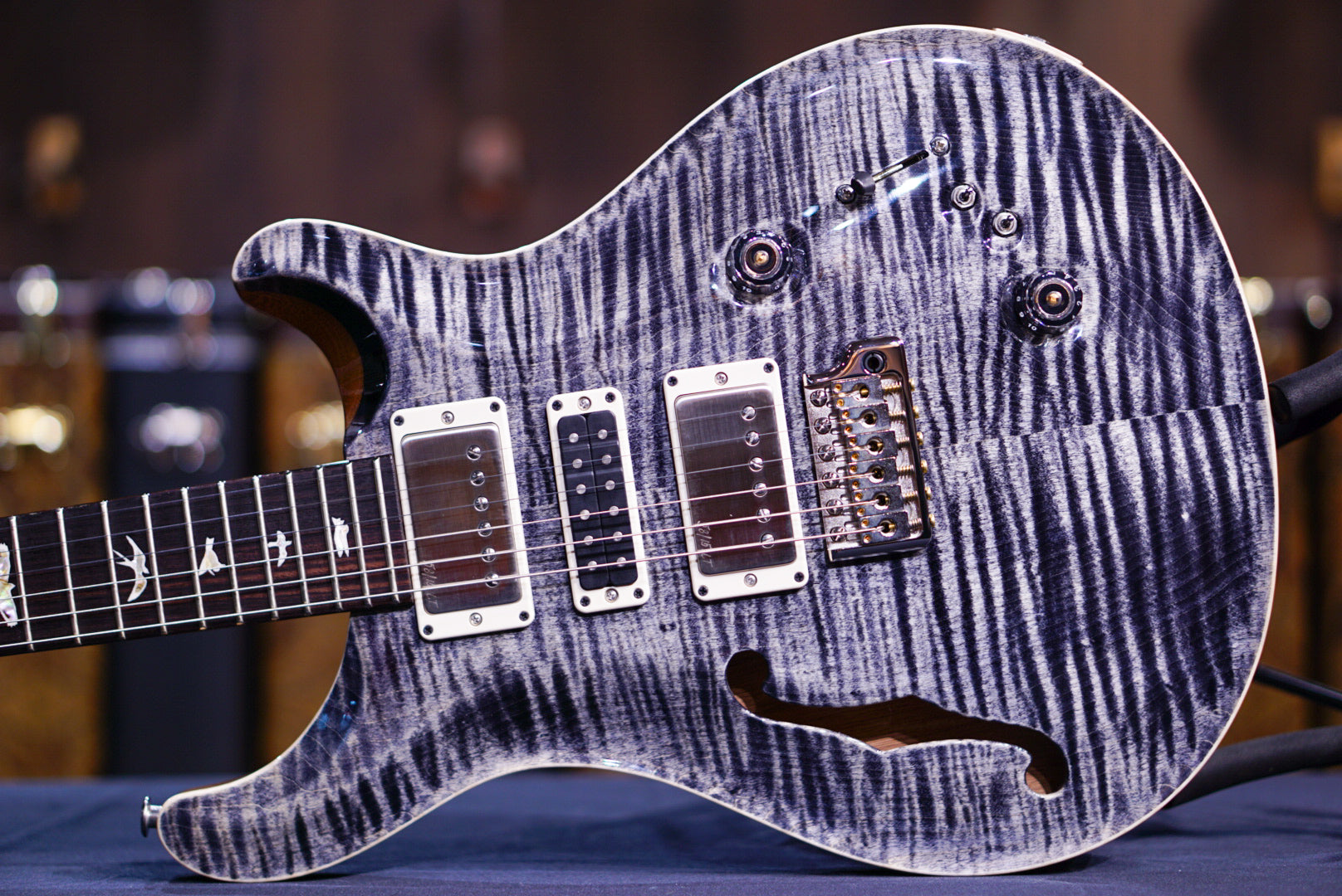 PRS S2 singlecut semi-hollow Whale Blue PRS Guitars – Page 2