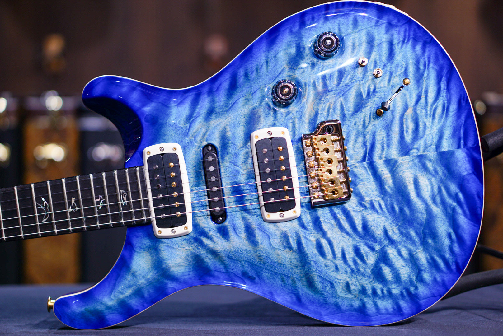 PRS Modern eagle V wood library faded blue burst 0387187