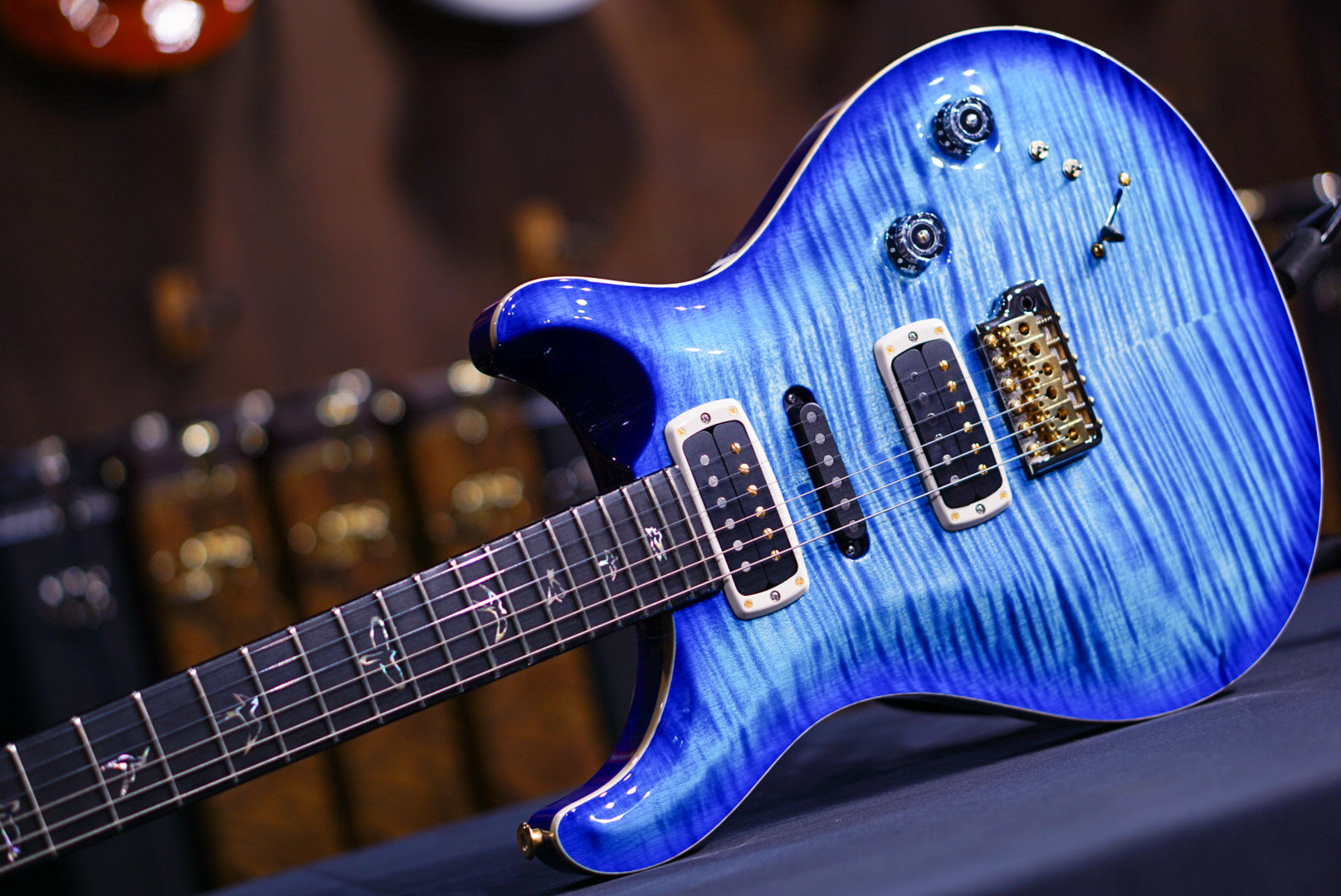 PRS Modern eagle V wood library Faded Blue Burst 0387192