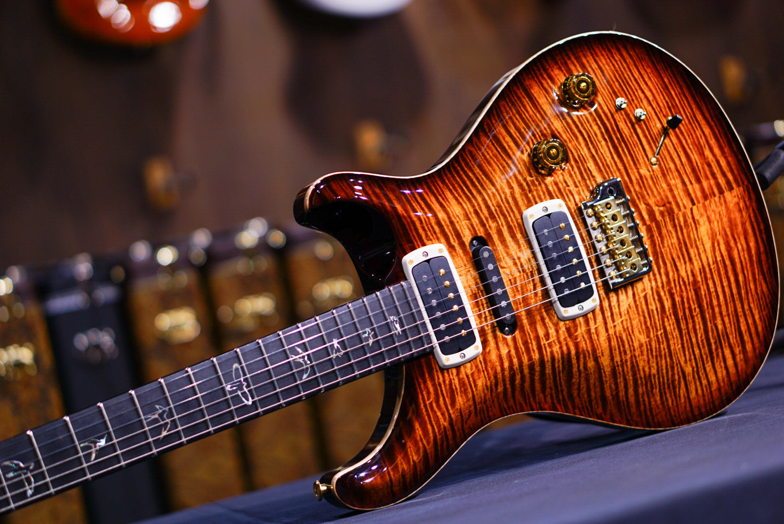 PRS Modern eagle V wood library Copperhead Burst 0387186