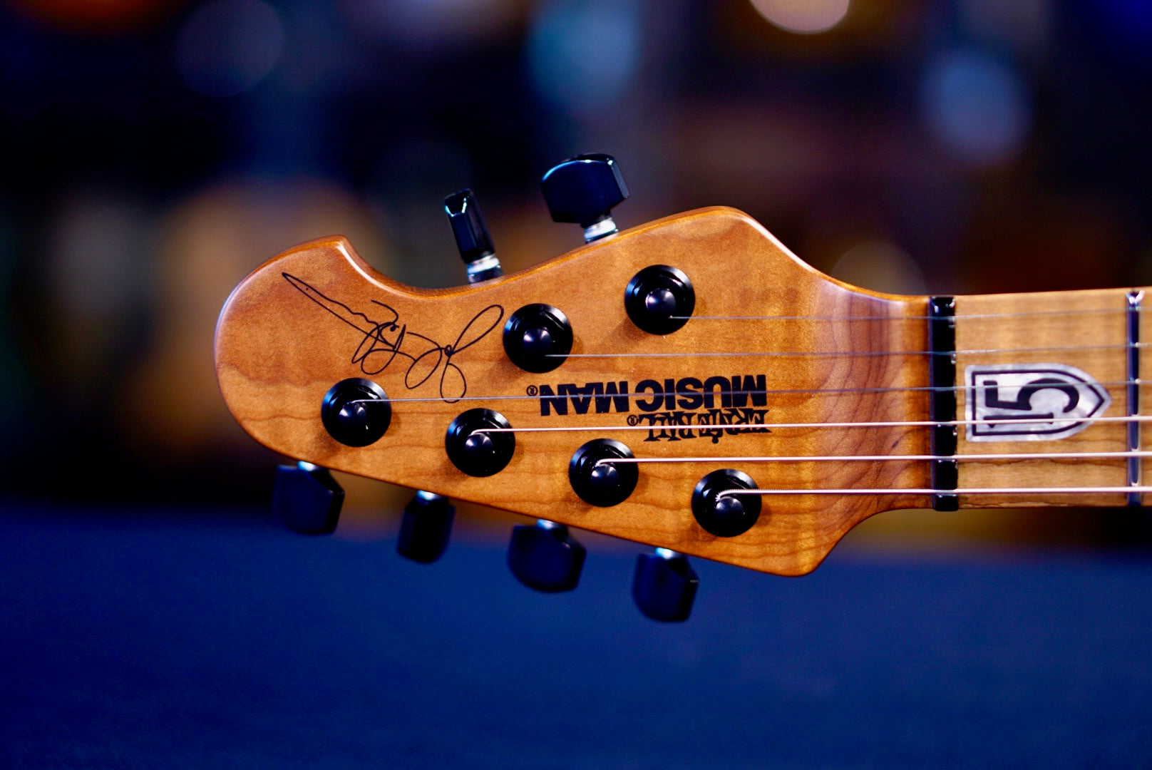 Ernie Ball Music Man JP15 Red Tide Quilt H09962