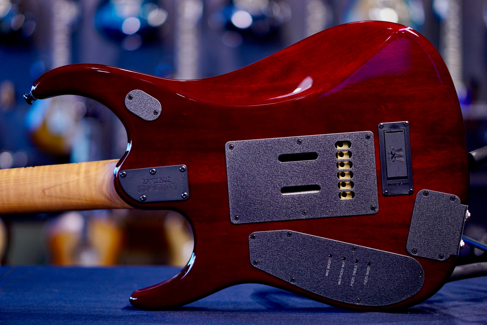 Ernie Ball Music Man JP15 Red Tide Quilt H09962