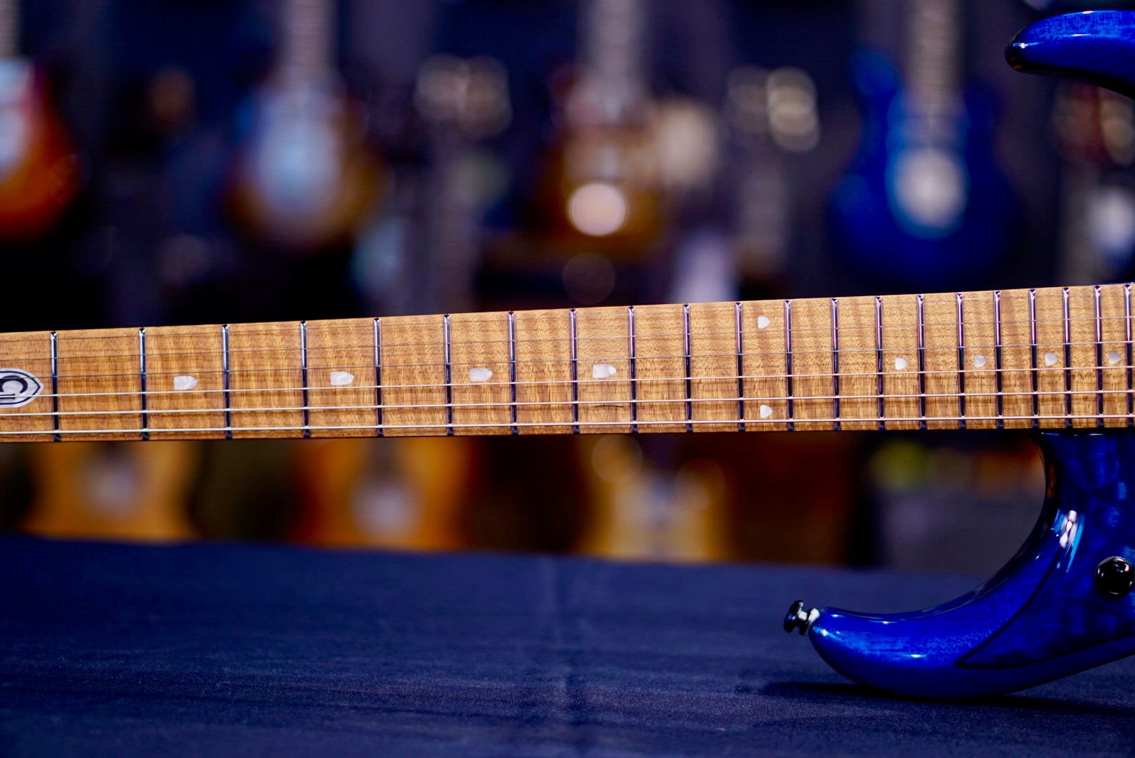 Ernie Ball Music Man JP15 Ultra Marine Quilt H09327