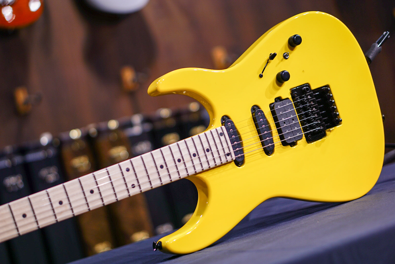 Tom Anderson Angel Player Corvette Yellow * 09-27-24A *