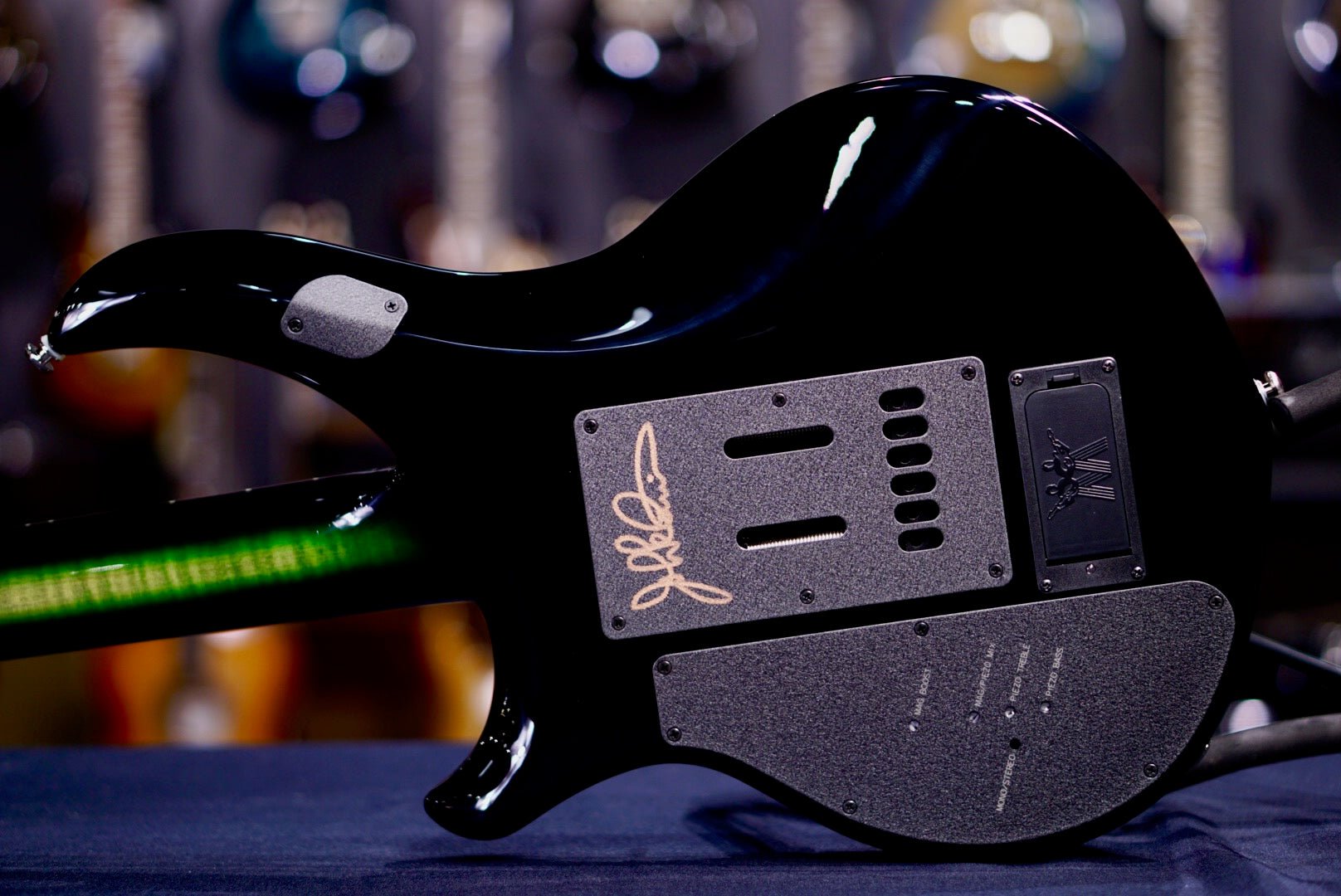 Majesty 6-String
Malachite M019761