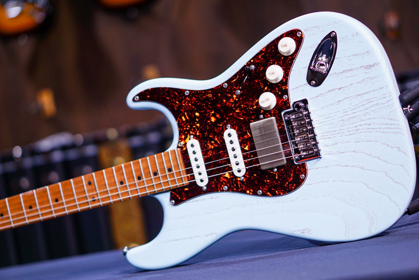 Tom Anderson Icon Classic Satin Organic Grain Sonic Blue with Brown *