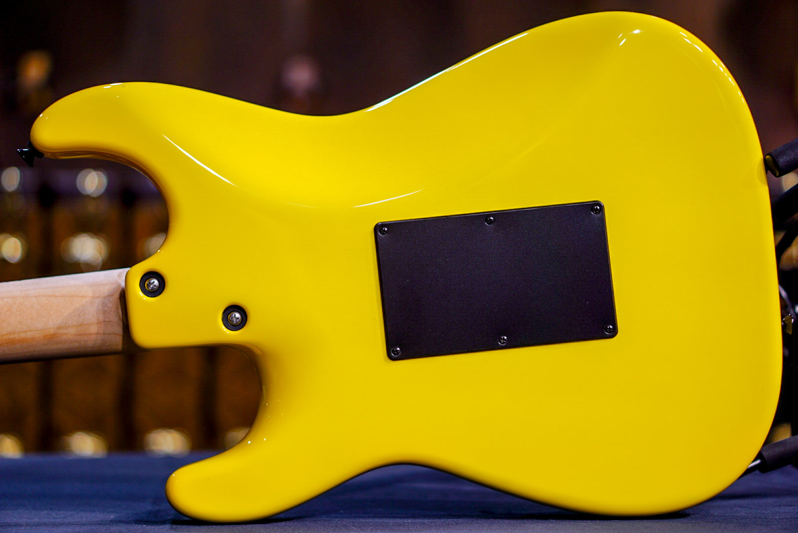 Tom Anderson Icon Classic Corvette Yellow * 09-21-24N *