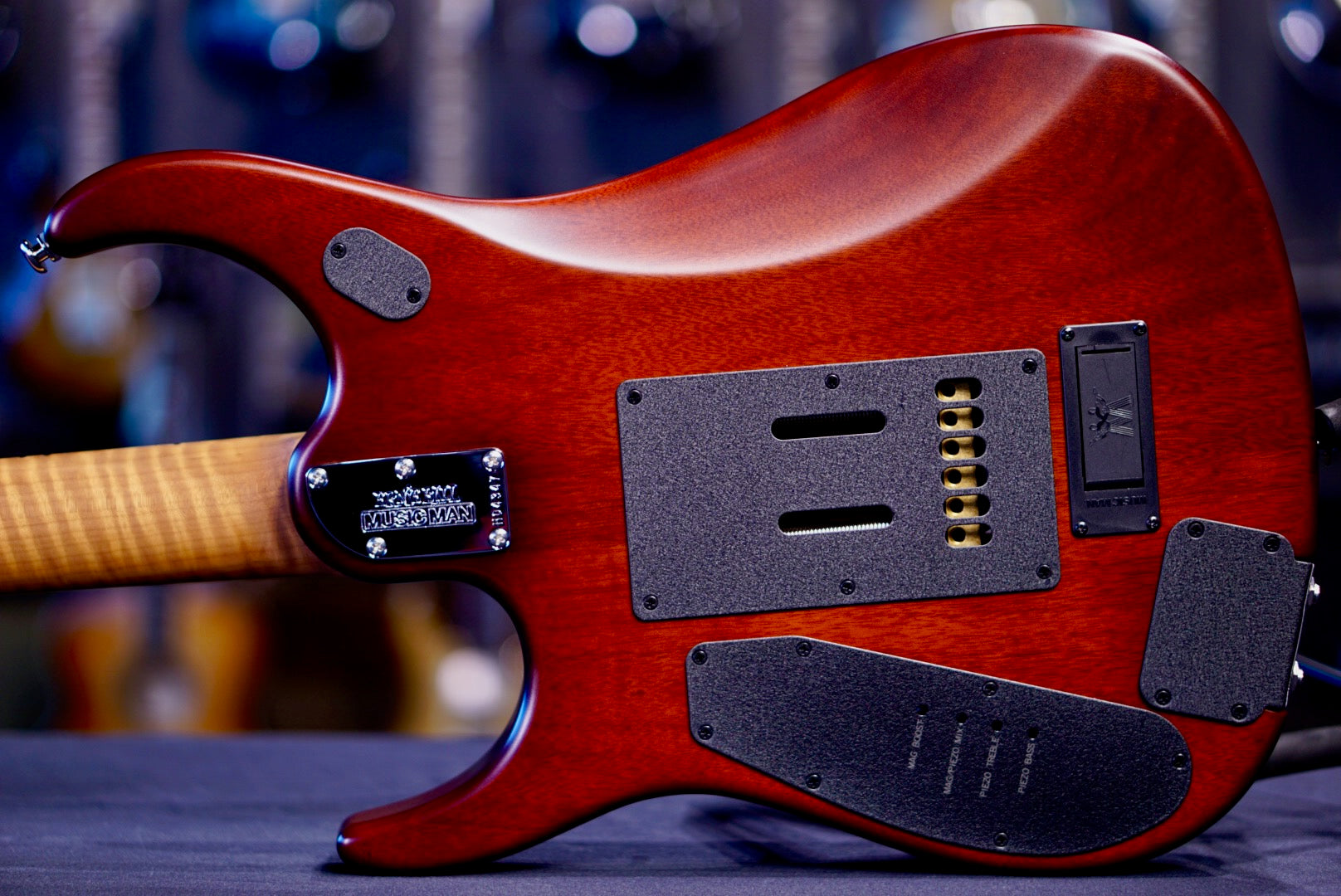 Ernie Ball Music Man JP 15 Sahara Burst Quilt H04347