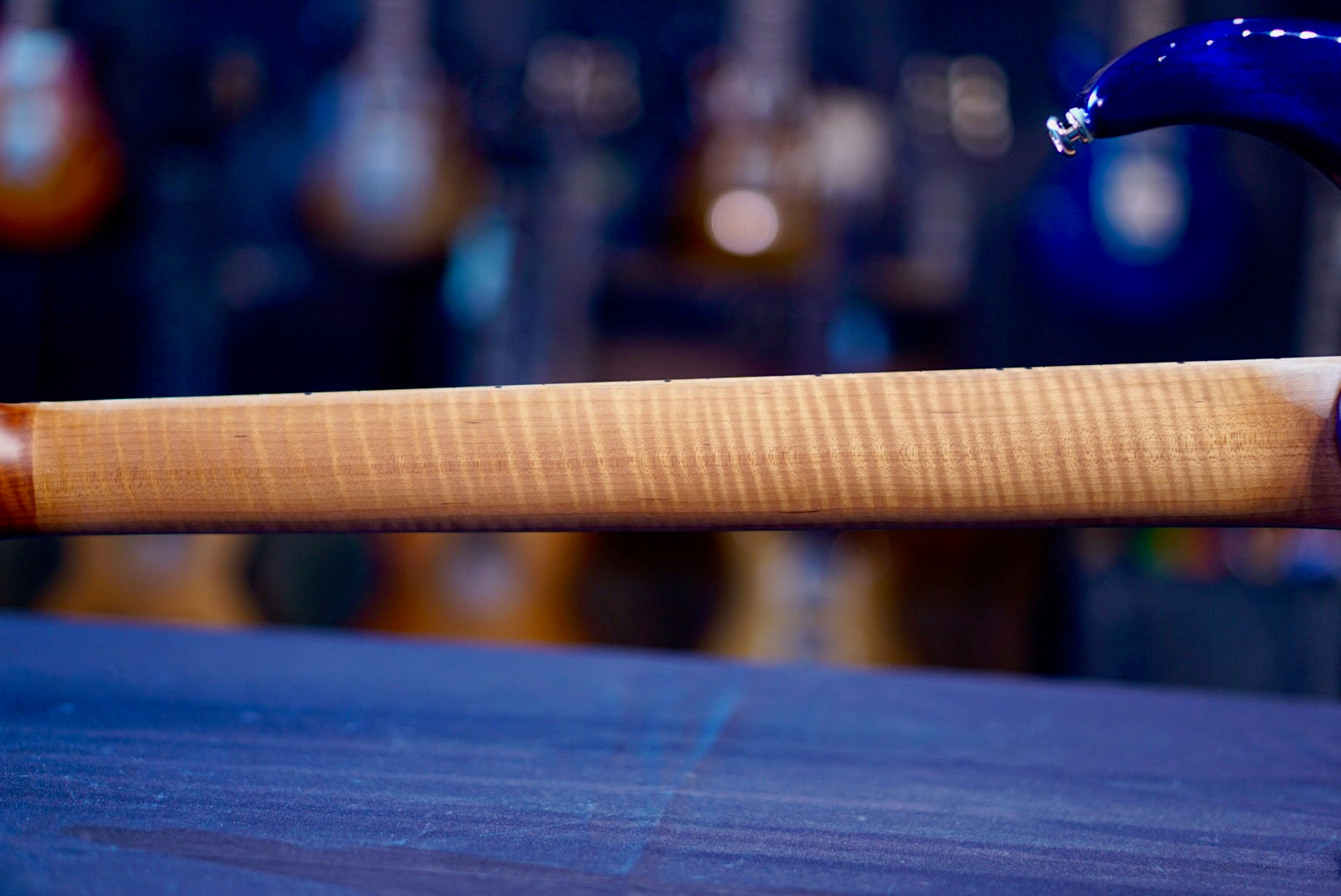 Ernie Ball Music Man JP15 Cerulean Paradise Flame H04475