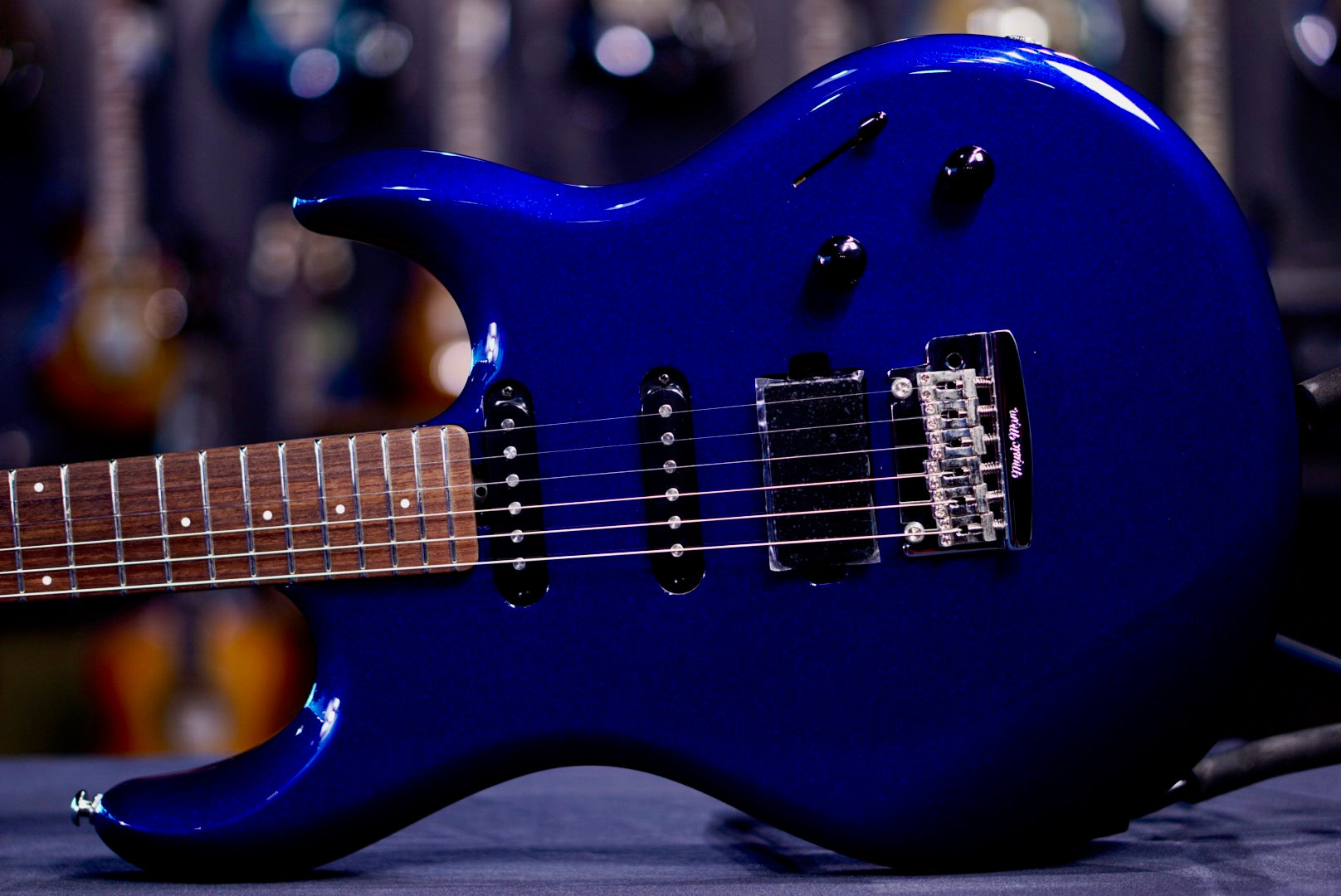 Ernie Ball Music Man Luke 4 HSS Butane Blue H10850