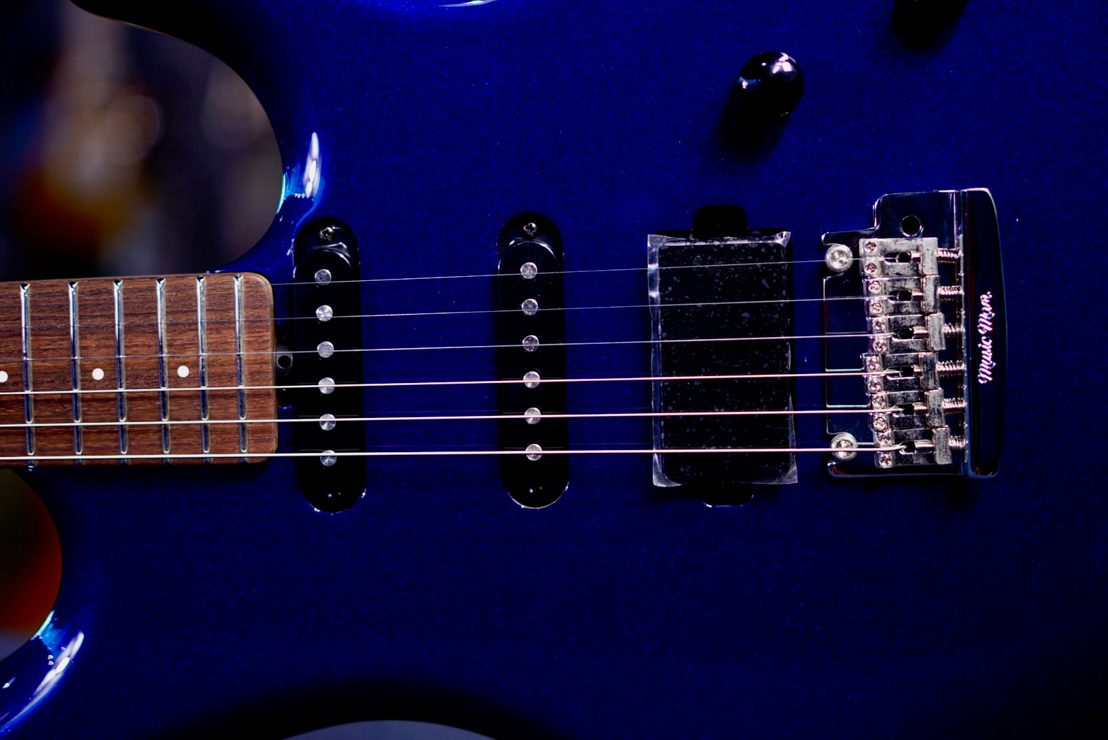 Ernie Ball Music Man Luke 4 HSS Butane Blue H10850