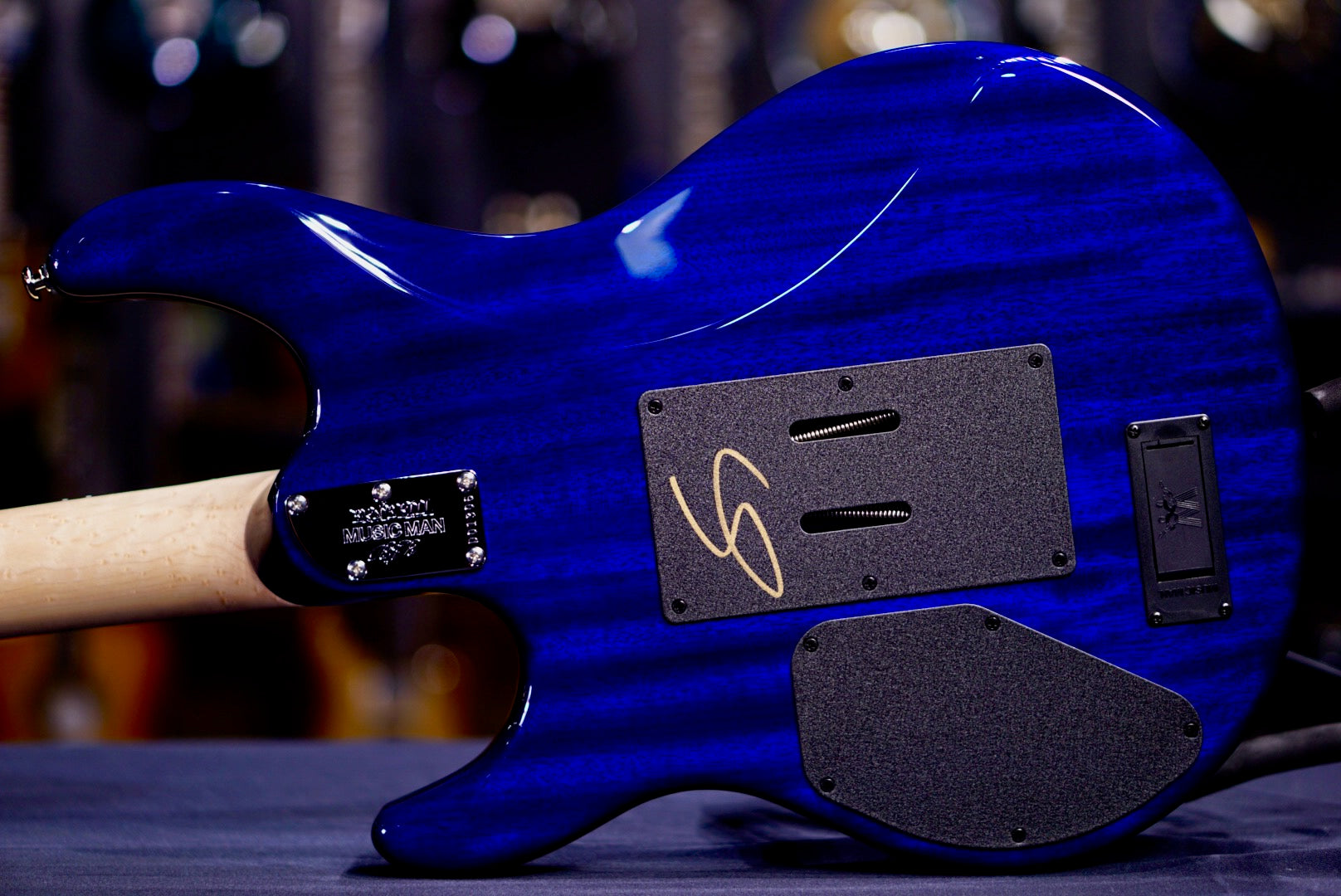 Ernie Ball Music Man Luke 4 HSS Green Tide D01306