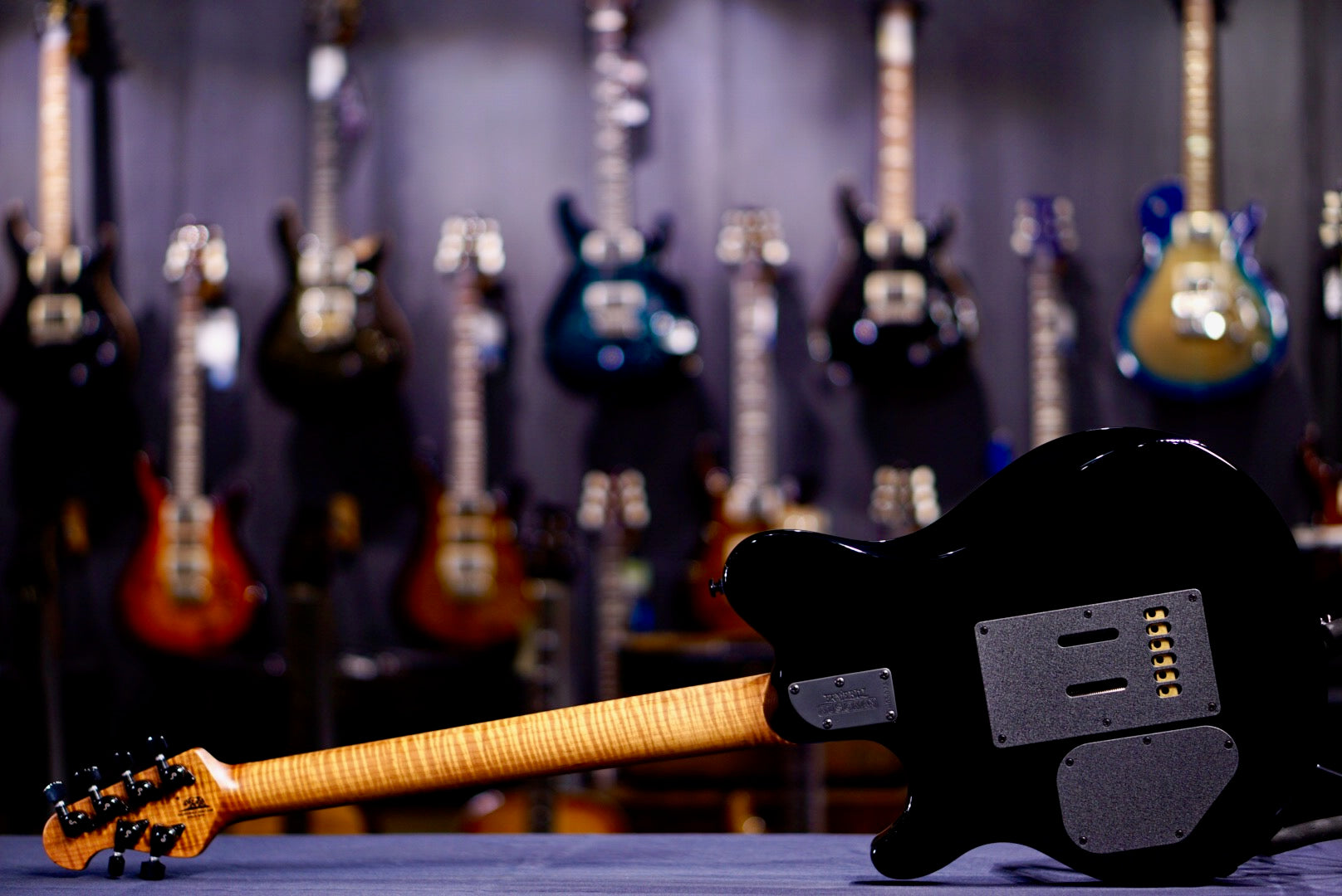 Ernie Ball Music Man Axis Super Sport  Matcha Flame H05978