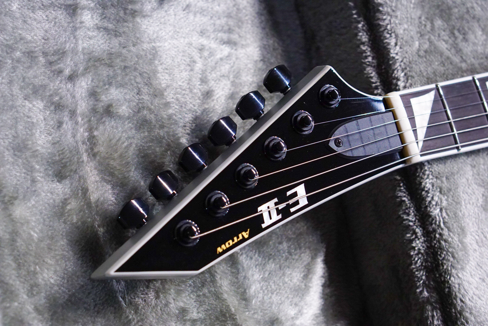 ESP E-II ARROW FR Black silver fade ES4461223 - HIENDGUITAR   E-II GUITAR