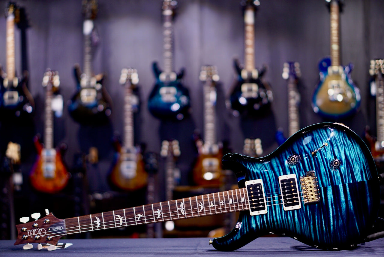 PRS Custom 24 Cobalt Smokeburst 10 Top 0413075