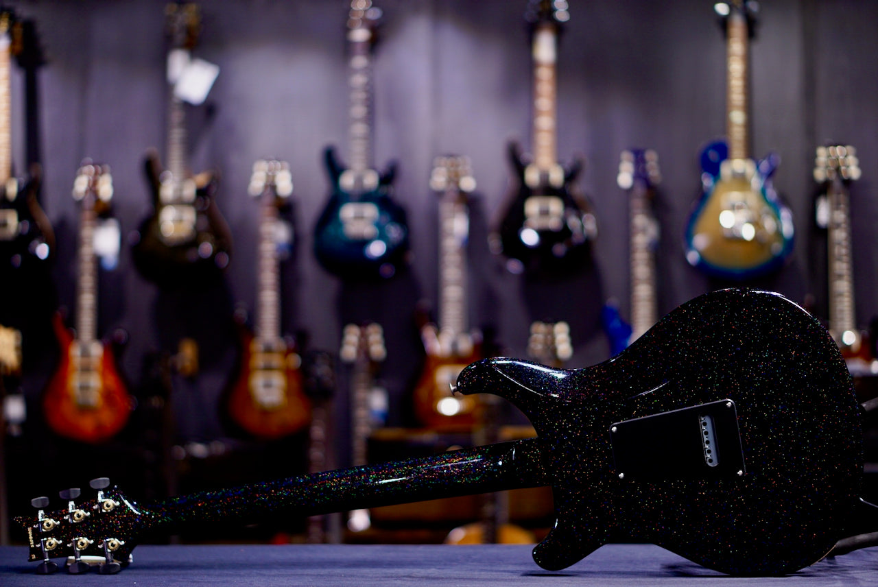 PRS S2 Standard 24 Black Rainbow Holoflake S2084801