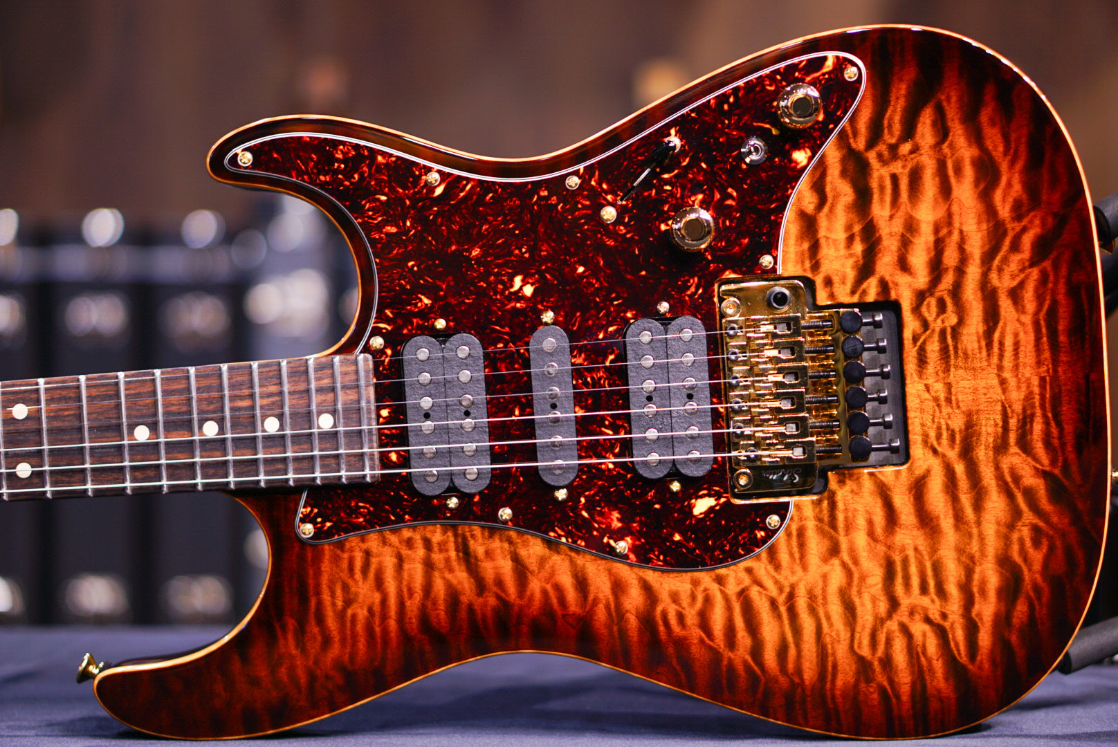 Tom Anderson Drop Top Classic Shorty Tiger Eye Burst 08-10-23A