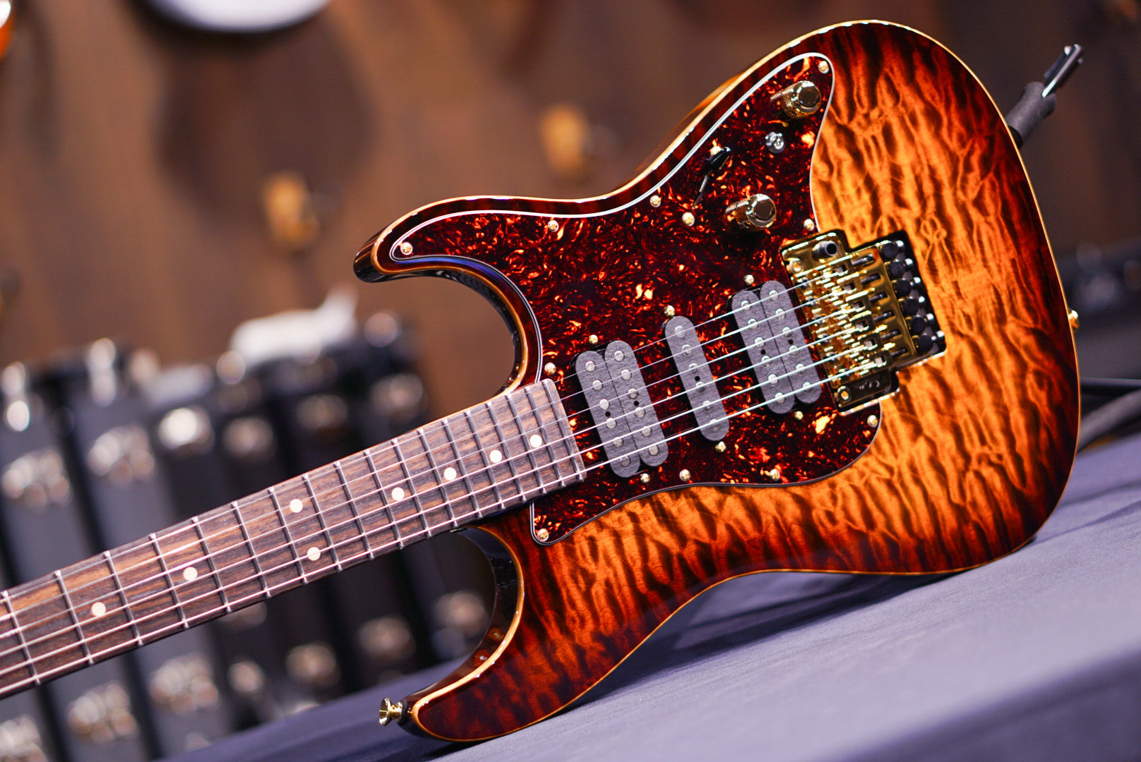 Tom Anderson Drop Top Classic Shorty Tiger Eye Burst 08-10-23A