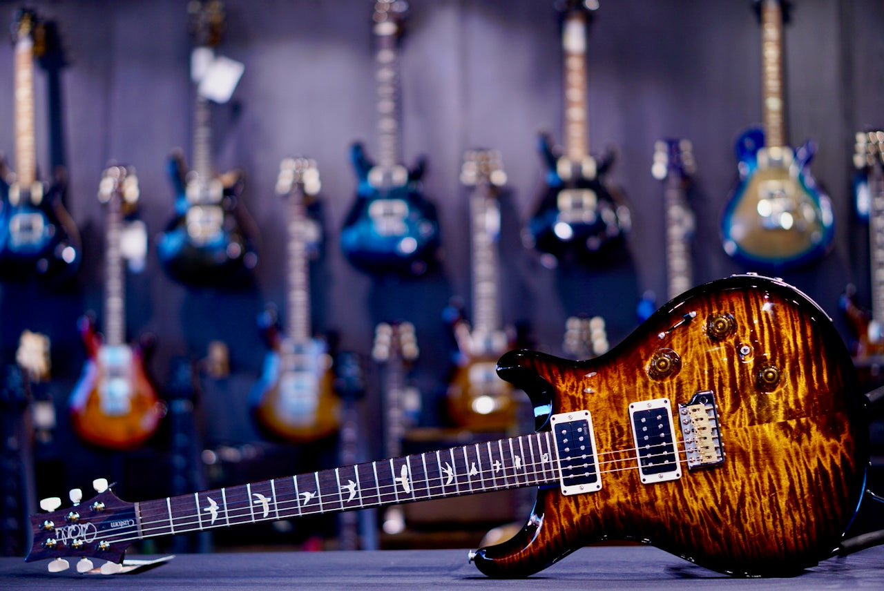 PRS Custom 24 Piezo Black Gold Wraparound Burst 0413699